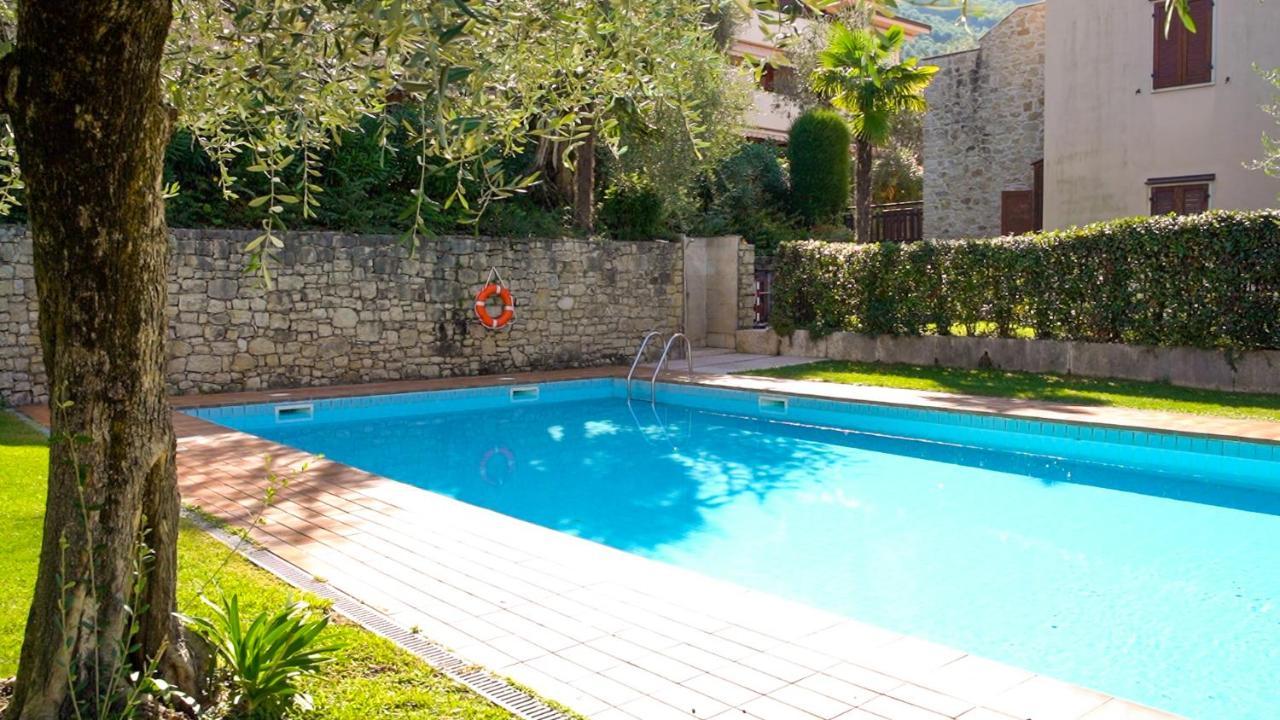 דירות ברנצונה סול גארדה Ulivi Beth'S House מראה חיצוני תמונה